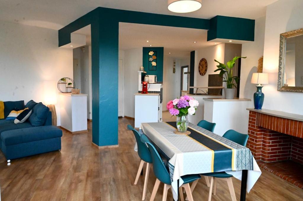 Apartment Grand Cosy-hyper Centre-place Verdun *